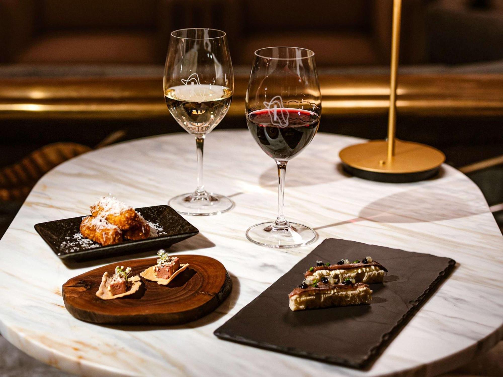 The Playford Adelaide - Mgallery Bagian luar foto Wine and tapas