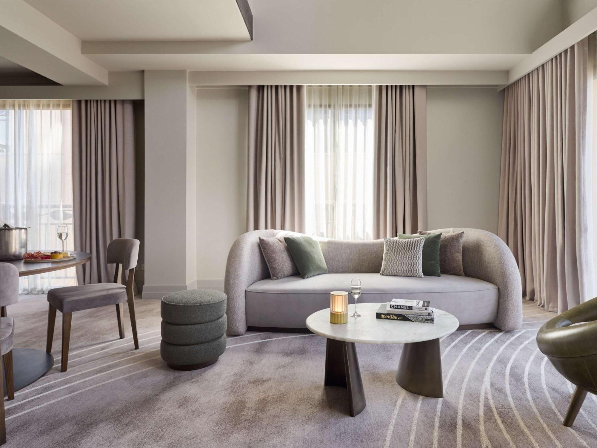 The Playford Adelaide - Mgallery Bagian luar foto A suite at the hotel