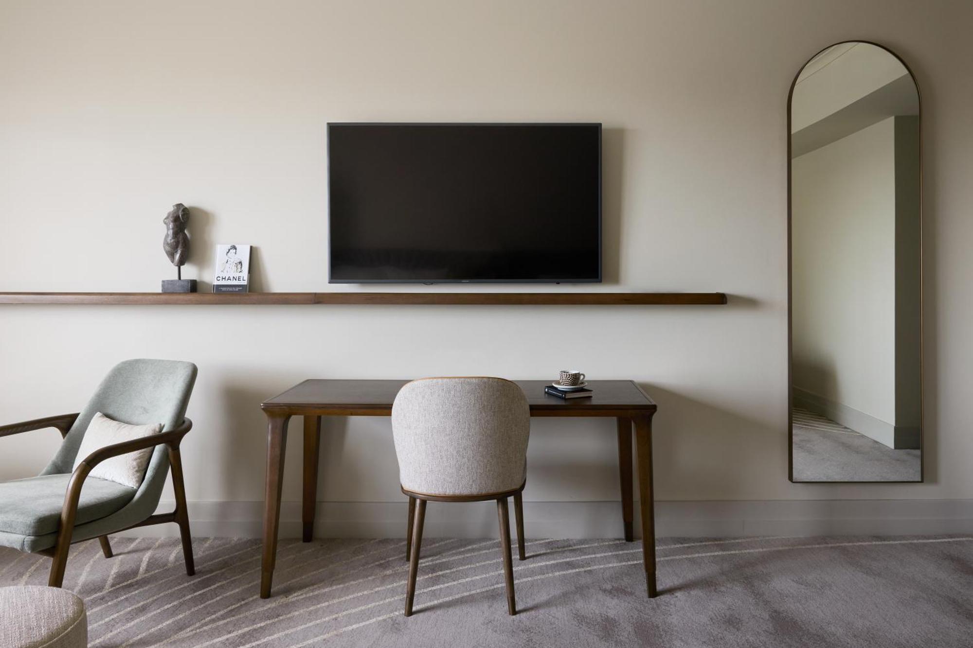 The Playford Adelaide - Mgallery Bagian luar foto A television mounted on a wall